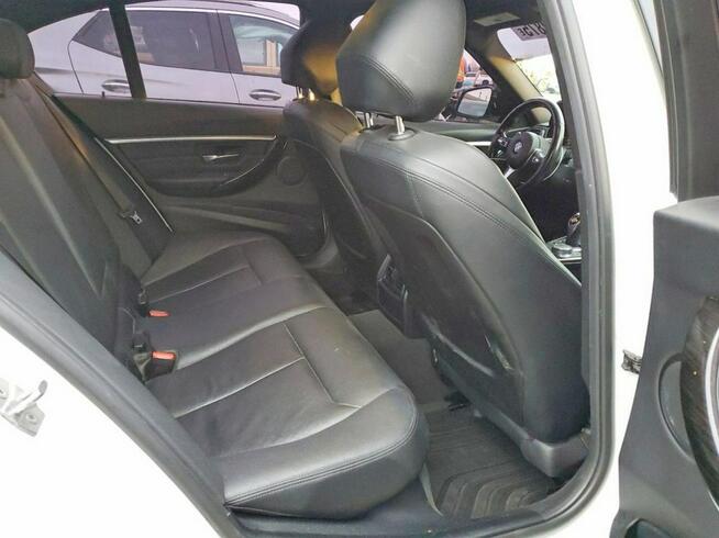 BMW 330 / xDrive / B48 / M-Pakiet / Tarnów - zdjęcie 10