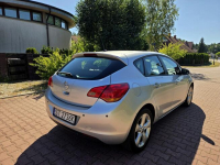 Opel Astra HB 1.6 Benz. 115KM 2010r Tempomat, Grzane Fotele, Manual Tychy - zdjęcie 2