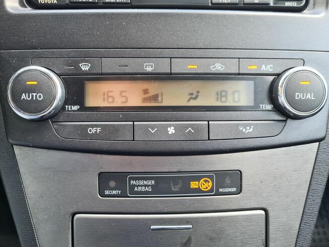 Toyota Avensis sedan, Salon Polska, 2 właścicieli Olsztyn - zdjęcie 11