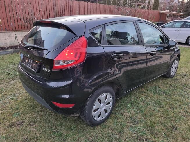 Ford Fiesta mk7 1.6 TDCi Łomża - zdjęcie 3