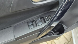 Toyota Auris _1.8 136KM_HYBRID_Xenon_Alkantara_Navi_Full Opcja_ Płock - zdjęcie 12