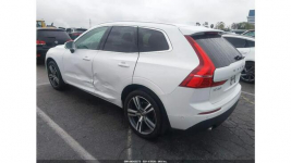 Volvo XC 60 / 4x4 / virtual cockpit / niski przebieg / Tarnów - zdjęcie 7