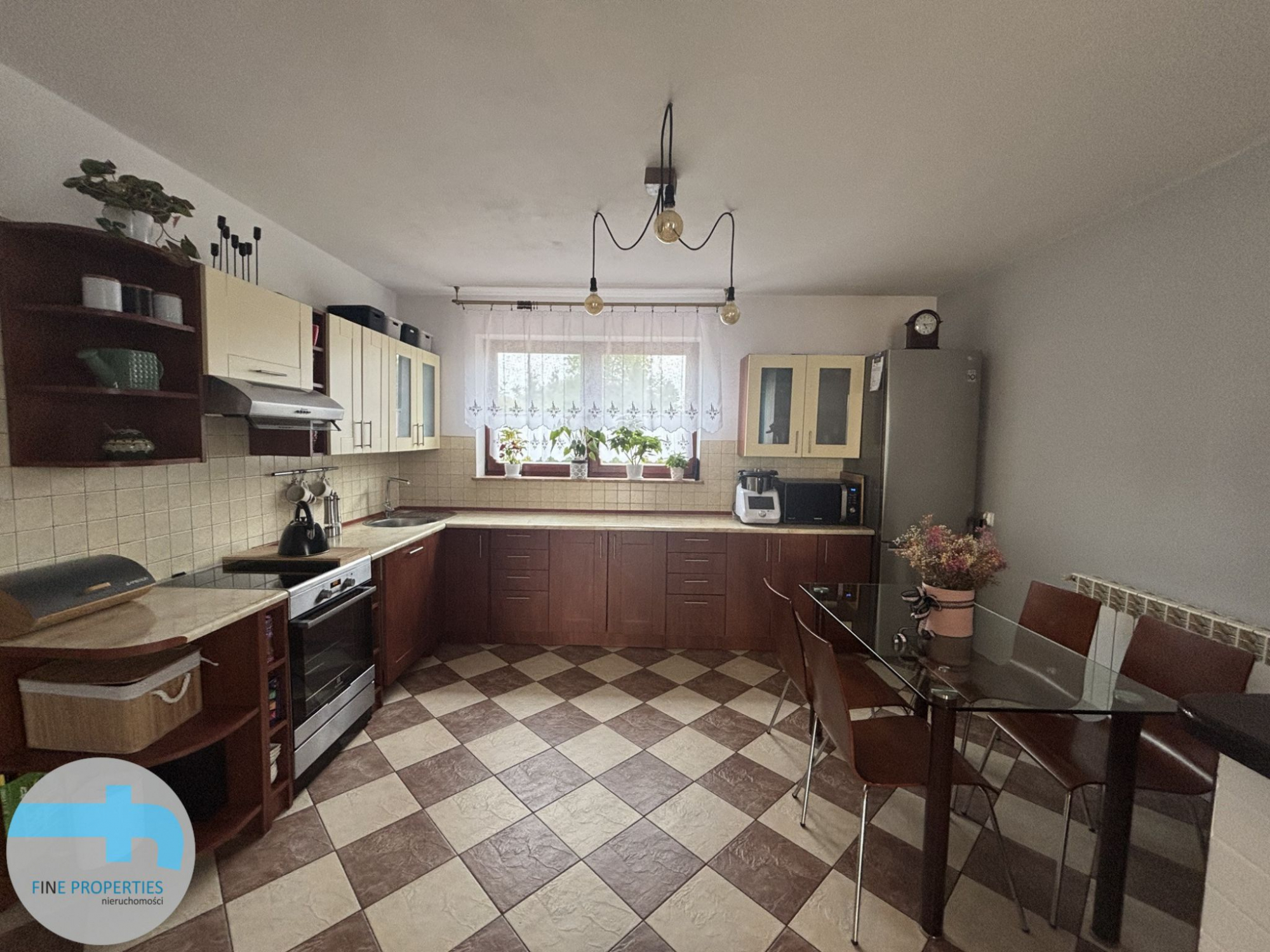 PRZESTRONNY, ZADBANY DOM JEDORODZINNY W CICHEJ, ZIELONEJ OKOLICY Nasielsk - zdjęcie 4