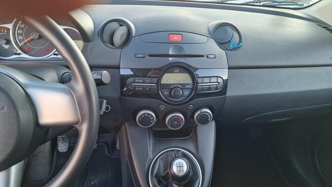 Mazda 2 Z Niemiec Klimatronic Grzane Siedzenia Opłacona Rawa Mazowiecka - zdjęcie 10