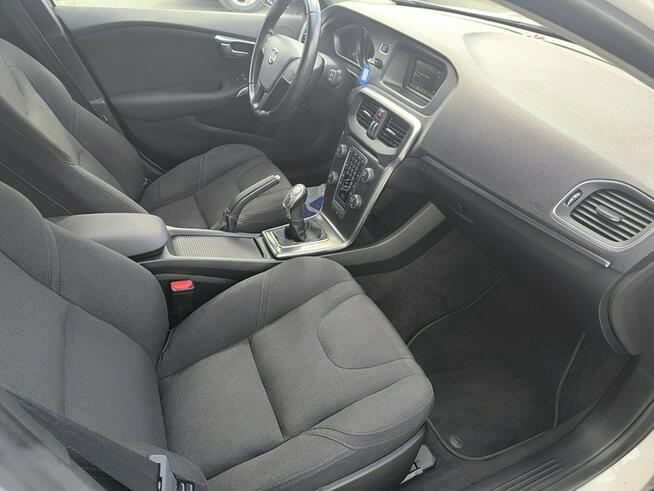 Volvo V40 Tomaszów Mazowiecki - zdjęcie 11