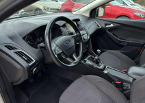 Focus 1.5 benzyna Titanium 182km NAVI grzane fotele ASYSTENT pdc 2016 Tychy - zdjęcie 12