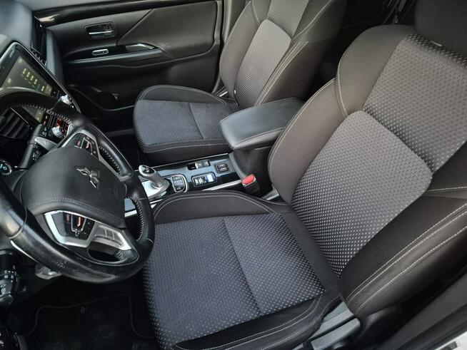 Mitsubishi Outlander Bezwypadkowy Full Serwis Rok Gwarancji Kraków - zdjęcie 11