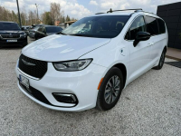 Chrysler Pacifica 3.6 V6 298 KM / HYBRYDA PLUG-IN / Przebieg 900 KM!