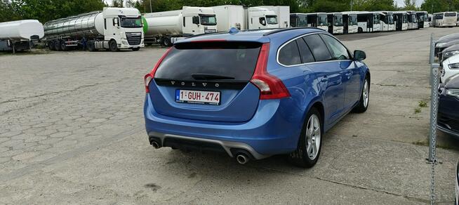 Volvo V60 D3 2.0 150KM R-Desing Xenon Led Navi Alkantara Full Opcja Płock - zdjęcie 2