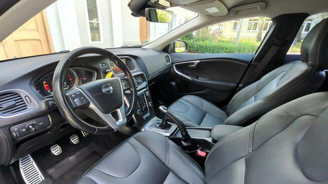 Volvo V40 Xenon Skóry Harman Kardon Gwarancja Kutno - zdjęcie 9