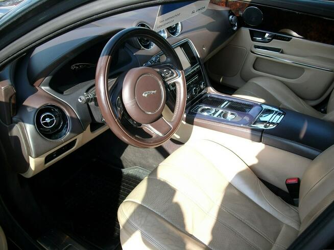 Jaguar XJ Katowice - zdjęcie 5