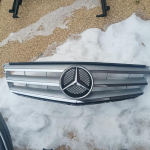 W204 grill przedni