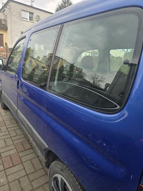 Mam na sprzedaż Peugeot Pertner 1,4 benzyna cena 2950 zł ( d Luboń - zdjęcie 1