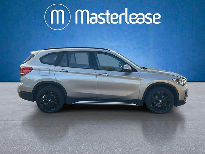 BMW X1 sDrive18i Sport Line! Z Polskiego Salonu! Faktura VAT! Warszawa - zdjęcie 4