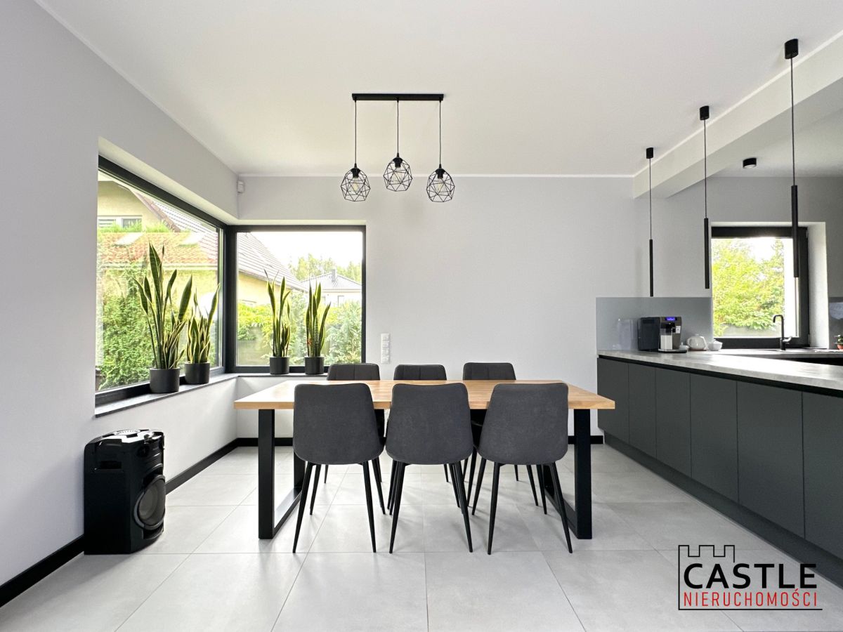 Luksusowy dom z tarasem i ogrodem – Smochowice Poznań - zdjęcie 1