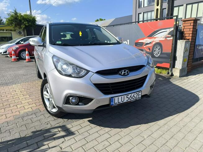 Hyundai ix35 2.0CRDi 136KM 4x4 Klimatronic Navi Panorama Skóra Łuków - zdjęcie 12