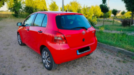 Sprzedam Toyota Yaris ekonomiczne auto na dojazdy Sierpc - zdjęcie 2