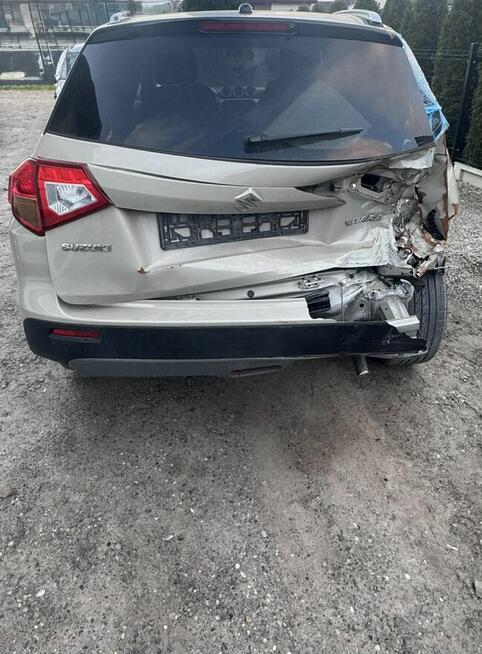 Suzuki vitara niski przebieg oryginał 2016r Kraków - zdjęcie 5