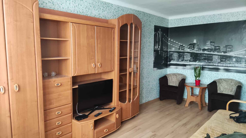 Do wynajęcia kawalerka w centrum Kutno - zdjęcie 1