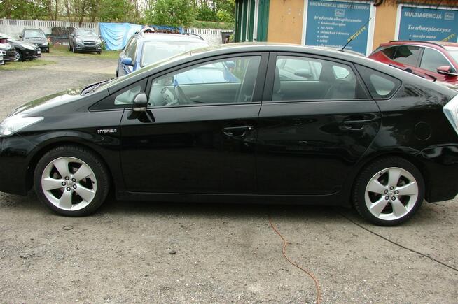 Toyota Prius 1,8 Hybryda 100 KM Piła - zdjęcie 5