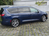 Chrysler Pacifica LIMITED PLATINUM 8 osobowa Poznań - zdjęcie 12