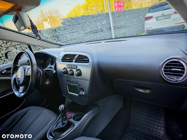 Seat Leon 1.6 Spirit R Bielsko-Biała - zdjęcie 8