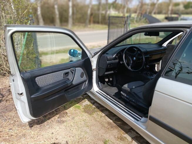 Sprzedam BMW 318tds Smyczyna - zdjęcie 10