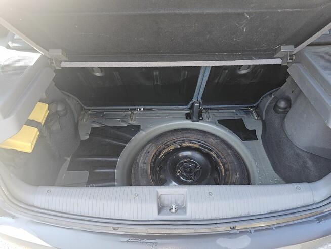 Opel Corsa C 1.2 2001r. od pierwszego właściciela (Salon PL) Kraków - zdjęcie 9