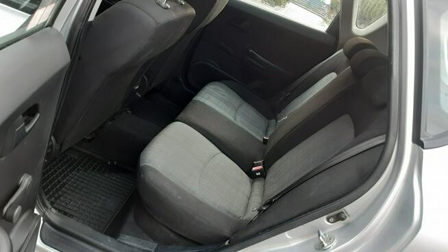 Kia Cee'd 1,6 CRDI  Export Bachowice - zdjęcie 9