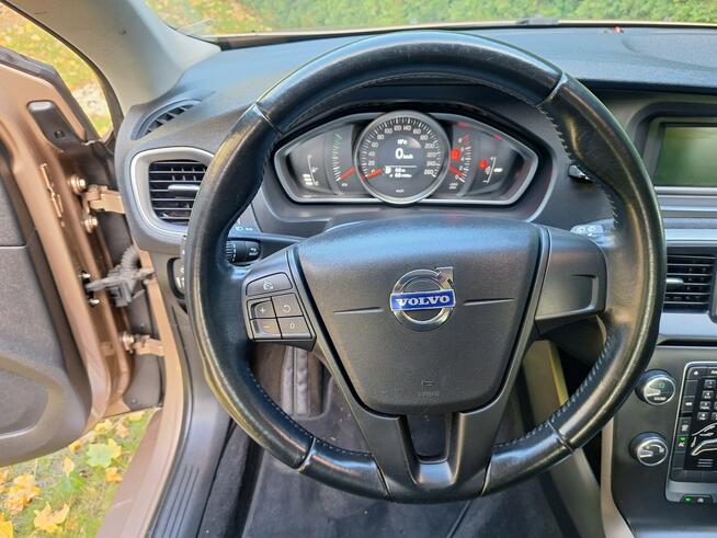 Volvo V40 T2  Kinetic Siewierz - zdjęcie 11