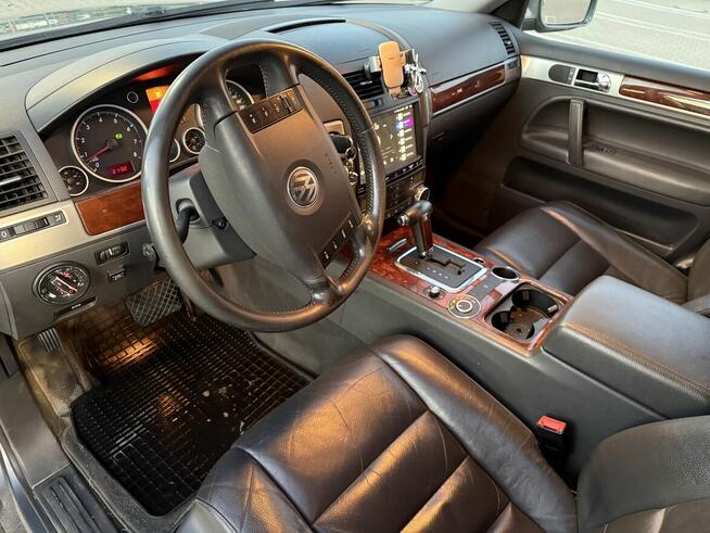 Volkswagen Touareg 3.2 V6 241km BEZ PNEUMATYKI LPG Żnin - zdjęcie 9