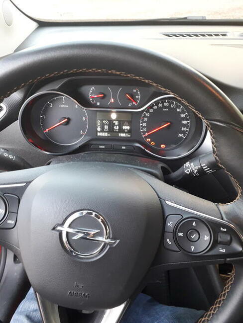 Opel Crossland X 1,5 diesel 102 km Jelenia Góra - zdjęcie 8