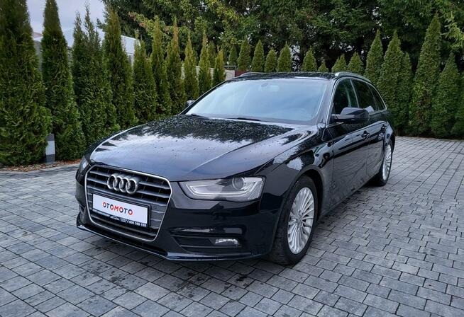 Audi A4 ** Nawigacja ** Chrom ** Bezwypadkowa ** Jatutów - zdjęcie 1