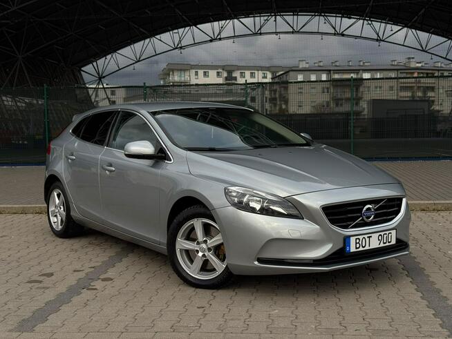 Volvo V40 D3 Summum Manual Klima  Nawigacja Kamera Serwis 2 Klucze Ostrów Mazowiecka - zdjęcie 4