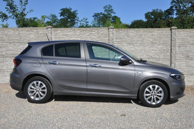 Fiat Tipo 1.4 95KM hatchback LED Navi Czujniki Dąbrowa Górnicza - zdjęcie 6