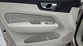 Volvo XC 60 2.0 Core 2WD ! Z Polskiego Salonu ! Faktura VAT ! Warszawa - zdjęcie 10