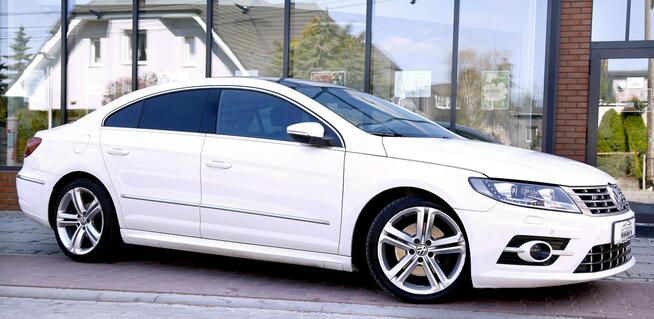 R-LINE|Salon PL|BiXenon|DCC|2xPark| Panorama|DSG|Navi|Alcantara|GWARAN Świebodzin - zdjęcie 3