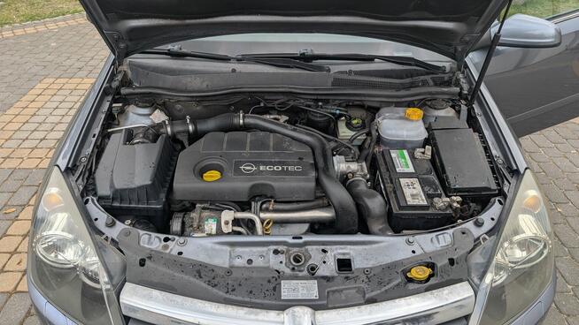 Opel Astra H 2004 Lipno - zdjęcie 5