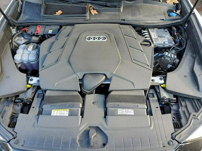 Audi Q8 / Quattro / S-Line / Virtual cockpit / Tarnów - zdjęcie 12