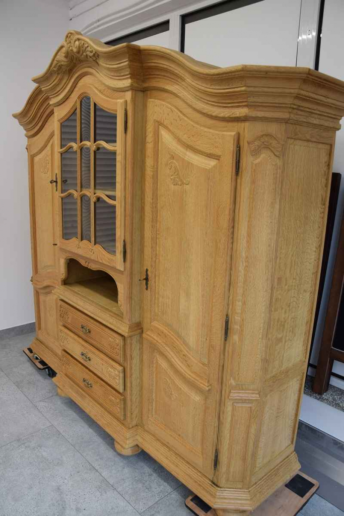 kredens z drewna dębowego - super stan Olsztyn - zdjęcie 2