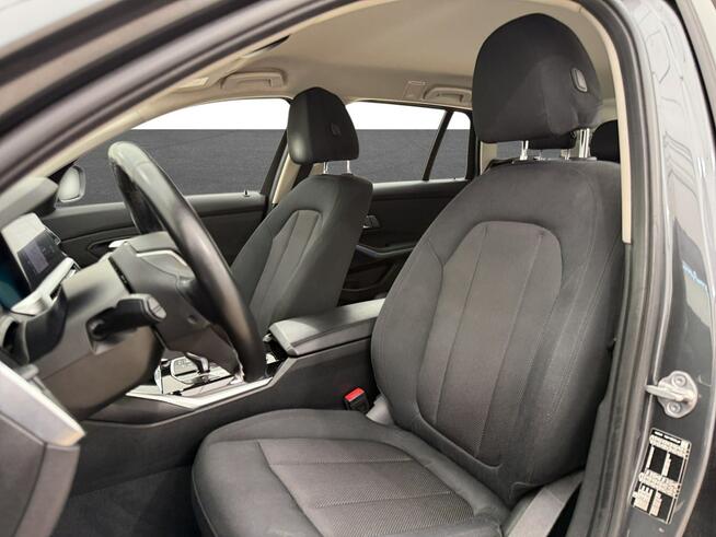 BMW Seria 3 318i aut Kombi Warszawa - zdjęcie 10