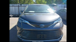 Toyota Sienna PLATINIUM / AWD / Hybryda Tarnów - zdjęcie 2