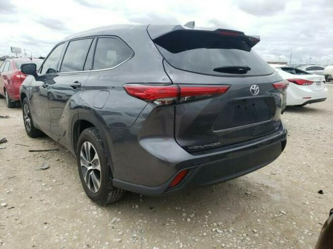 Toyota Highlander 2020, 3.5L, XLE, po gradobiciu Warszawa - zdjęcie 4