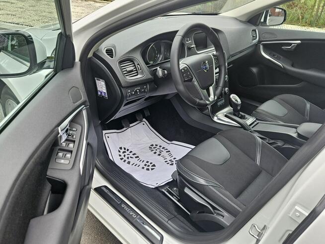 Volvo V40 100% Fabryczny Lakier* Momentum* Rok GWARANCJI Opoczno - zdjęcie 11