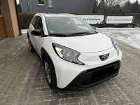 Toyota Aygo X 1,0 72KM  Klimatronik  Kamera  CarPlay  VAT23% Orzech - zdjęcie 3