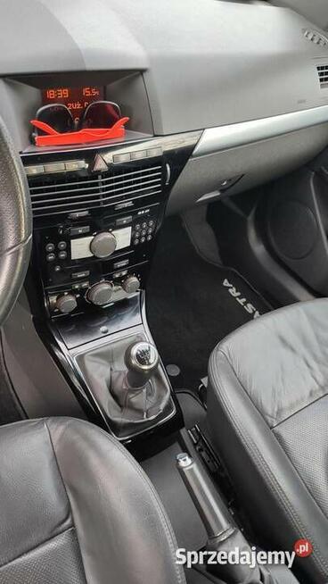 Astra GTC cabrio 1.9 150km Niski przebieg Full opcja Poznań - zdjęcie 8