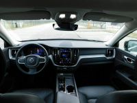 Volvo XC 60 z Gwarancją Bezwypadkowy Model 2022r Żyrardów - zdjęcie 10