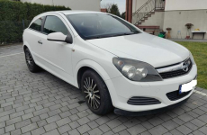 Opel Astra GTC 90KM benzyna 2009 r.