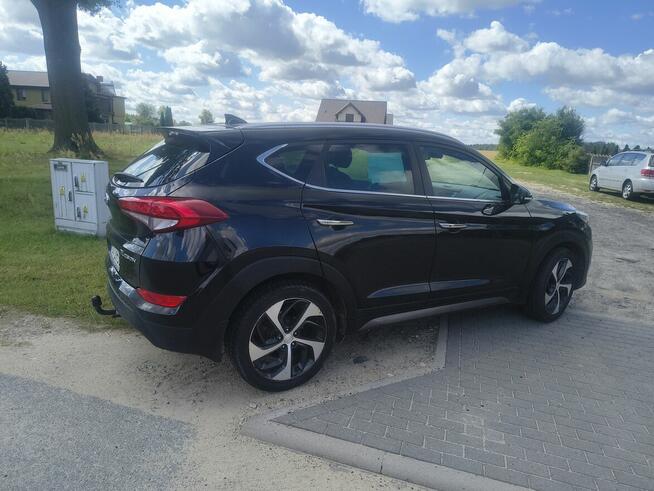 Sprzedam Hyundaia Tusona Rojów - zdjęcie 7