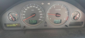 Jeszcze szwedzkie V70 Mników - zdjęcie 6